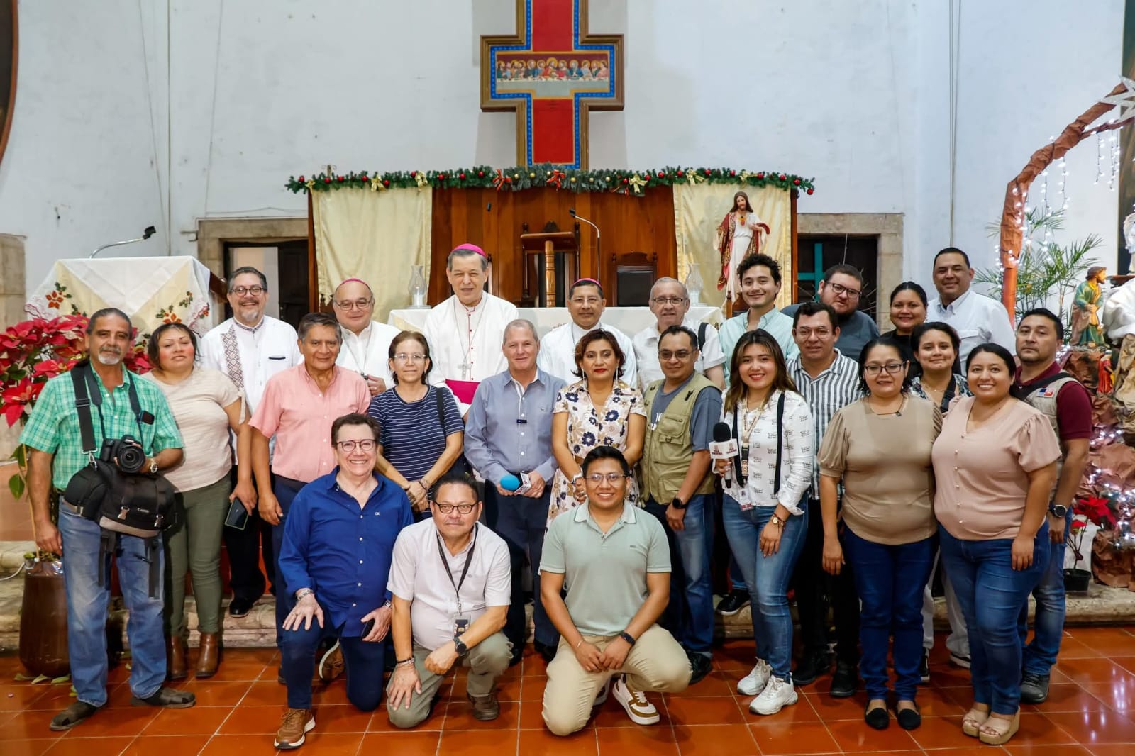 La Arquidiócesis de Yucatán ofreció una misa de acción de gracias dedicada a quienes ejercen la labor informativa.